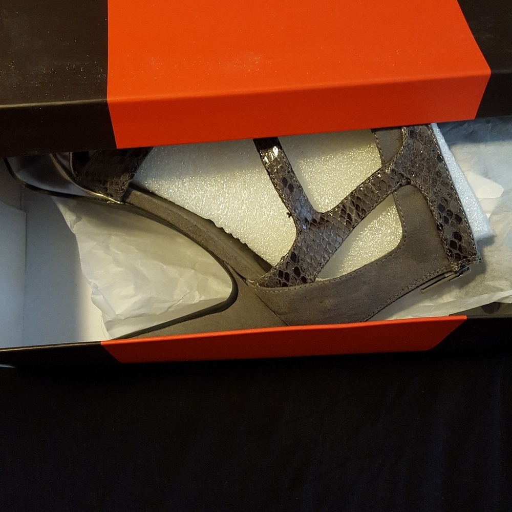 Guess heels - Picture 4 of 4